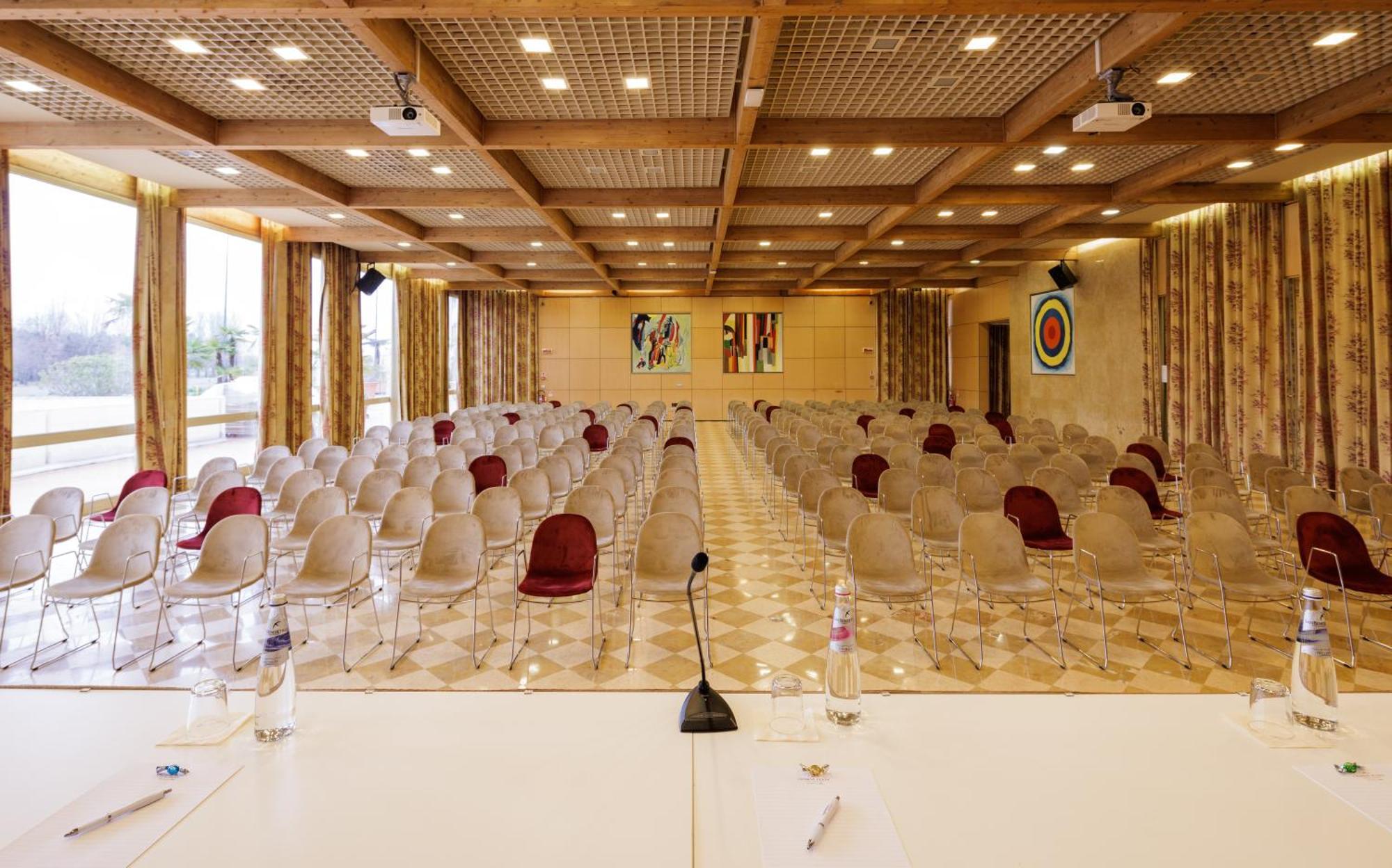 Crowne Plaza Padova, An Ihg 4*