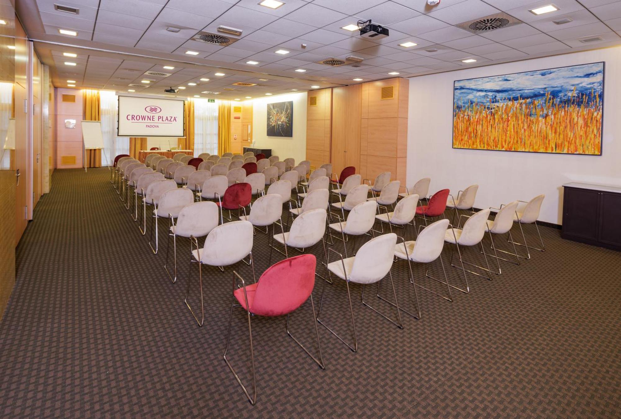 Crowne Plaza Padova, An Ihg Hotel 4*